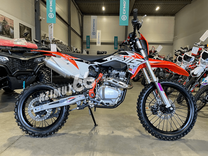Мотоцикл KEWS K10 CB150 4T (2024 г.)